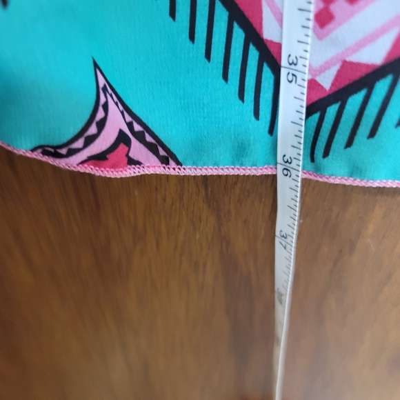 Hypnotik Hi/Low Coverup/Kimono.  One size.  (435) - Picture 6 of 8